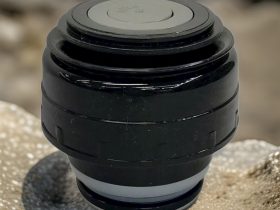 TAPÓN GRANDE DOBLE BOTÓN GRIS